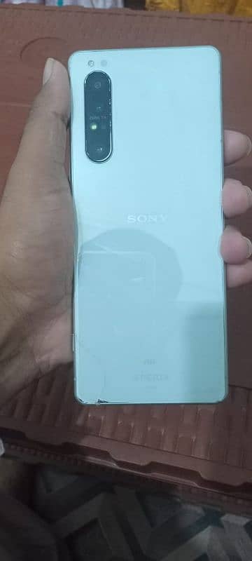 Sony Xperia 1 Mark ii 2