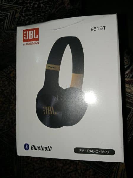 wireless air phone headphone 4