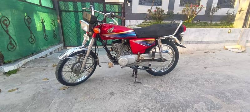 Honda 124 2012 model 03409540439Watsapp 1