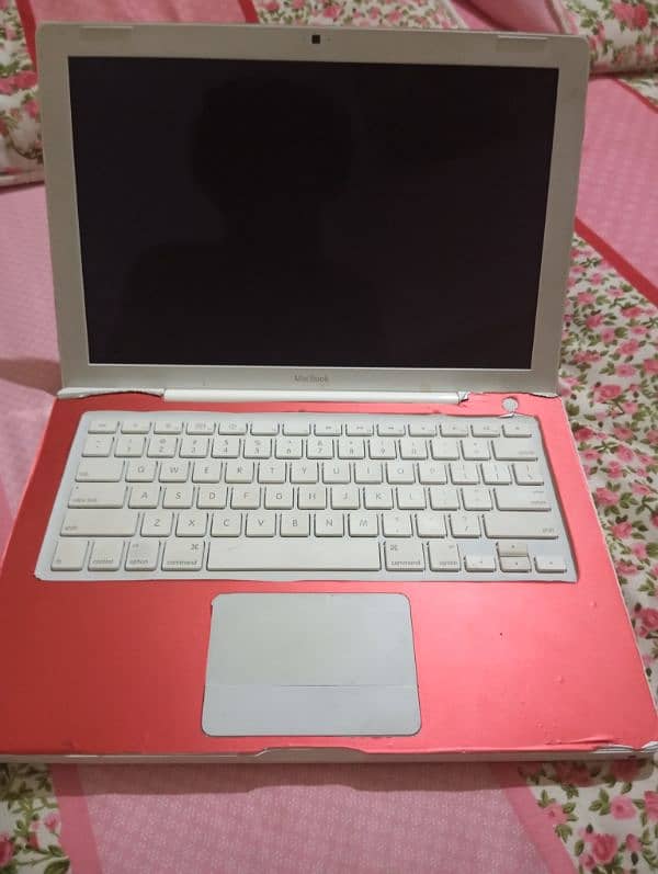 Apple MacBook 2007 1