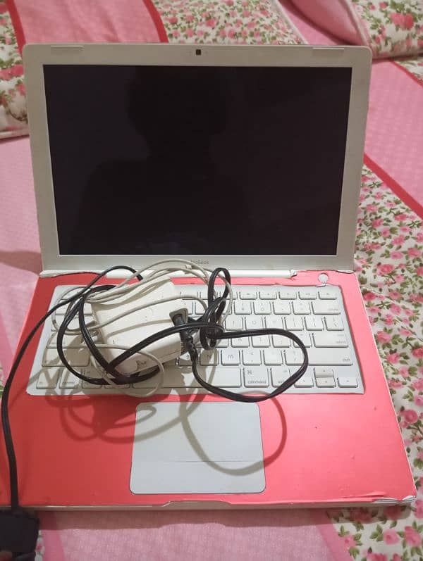 Apple MacBook 2007 2