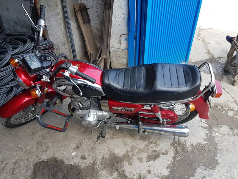 Honda CD 200 1979 7