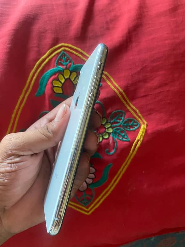 iPhone X 256gb factory unlocked 3