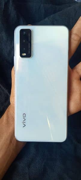 Vivo y20 10/10 with box 2