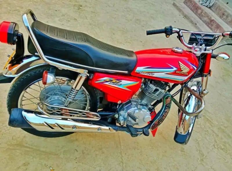 Honda 125 cc 2016 model for sale 03424065968 2