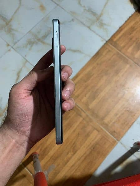 vivo y18 6gb 128gb 3