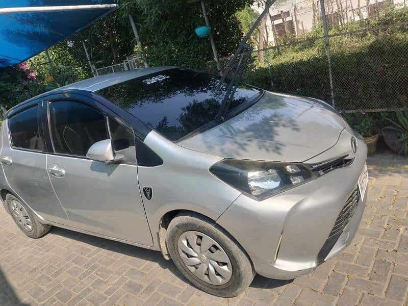 toyotta vitz 2014/2018 4