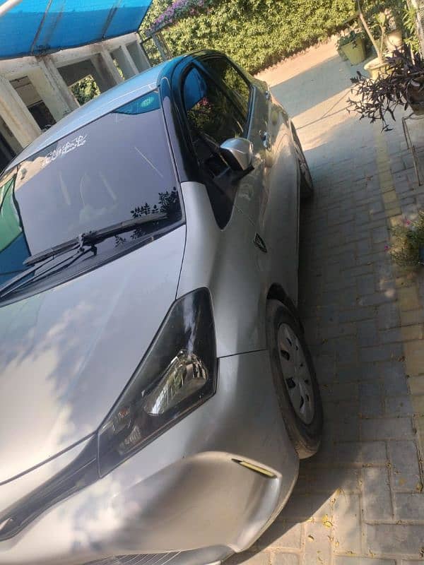 toyotta vitz 2014/2018 9