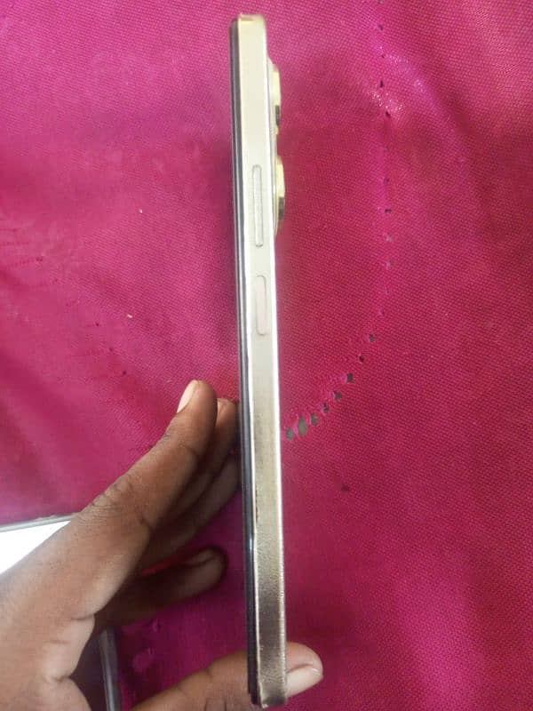 tecno spark 20 pro urgent sale 3