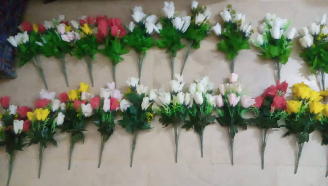 Artificial Flowers With Vase (Pack of 2 ) 2