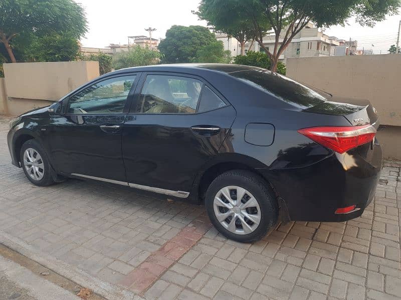 Toyota Corolla XLI 2016 total genuine 7