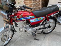 HONDA CD70 RED COLOUR