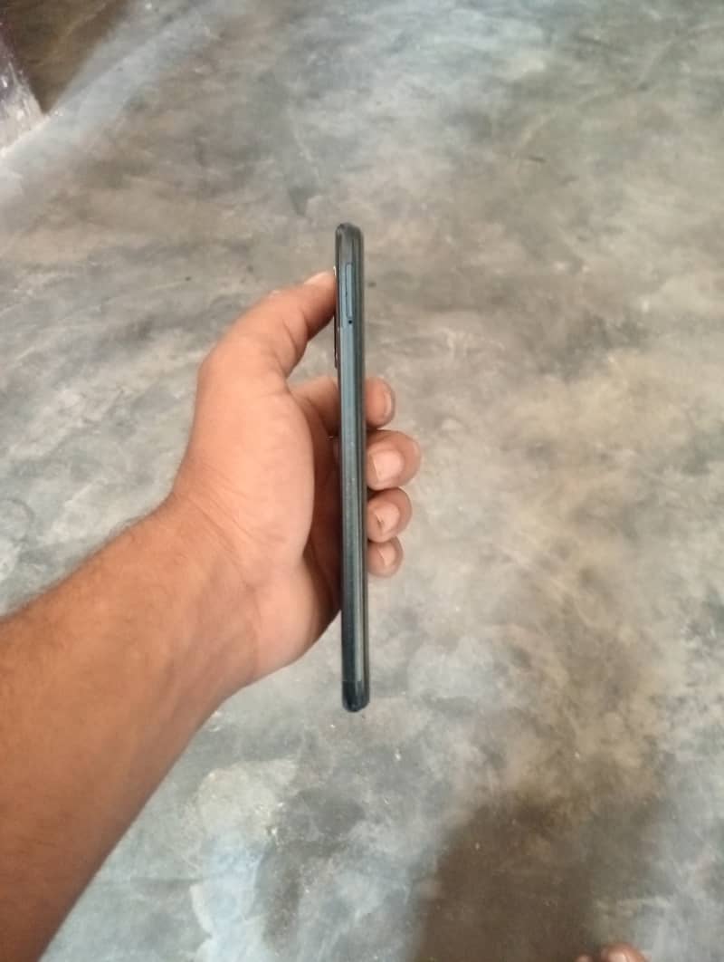 vivo y12 . . . 3/32.   condition 9/10 3