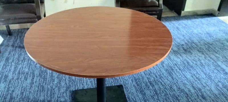 Dining Table 3x3 03177870418 3