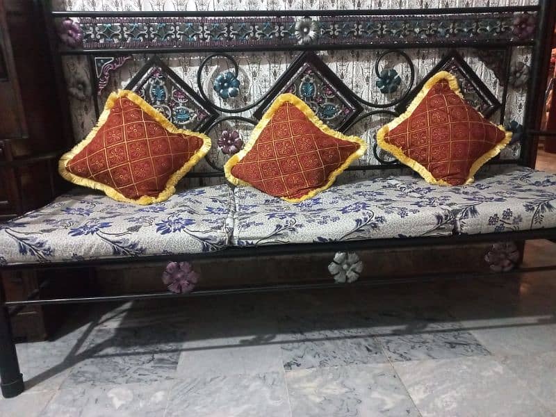 5 Iron Seater Sofa for urgent sale 3