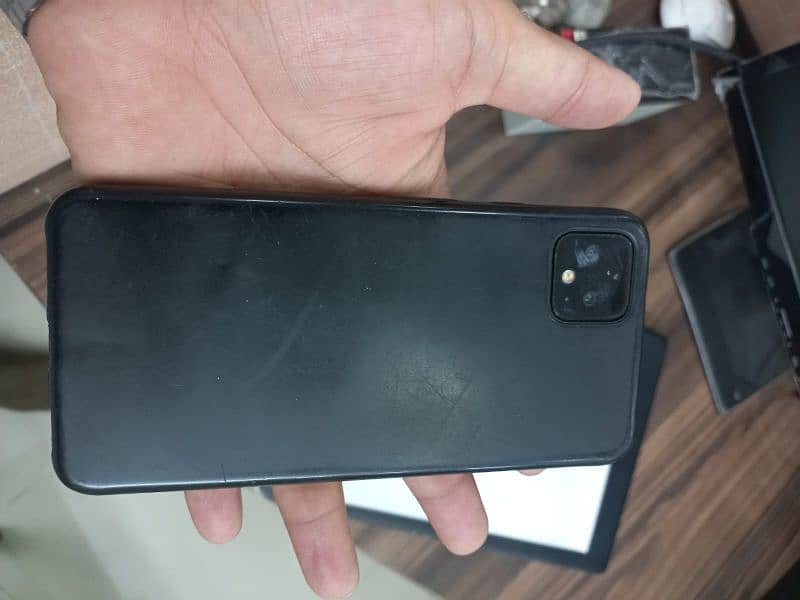 google pixel 4XL. 4 /128 2