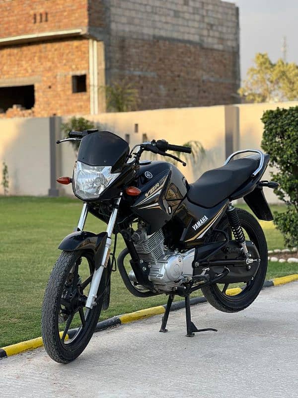 Yamaha YBR 125 2022 model 3