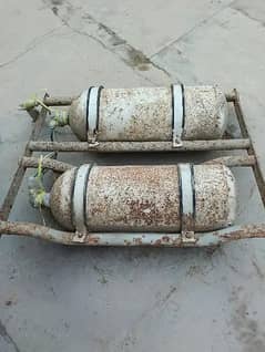 Genuine Suzuki Ravi CNG cylinders with frame. NO DELIVERY.