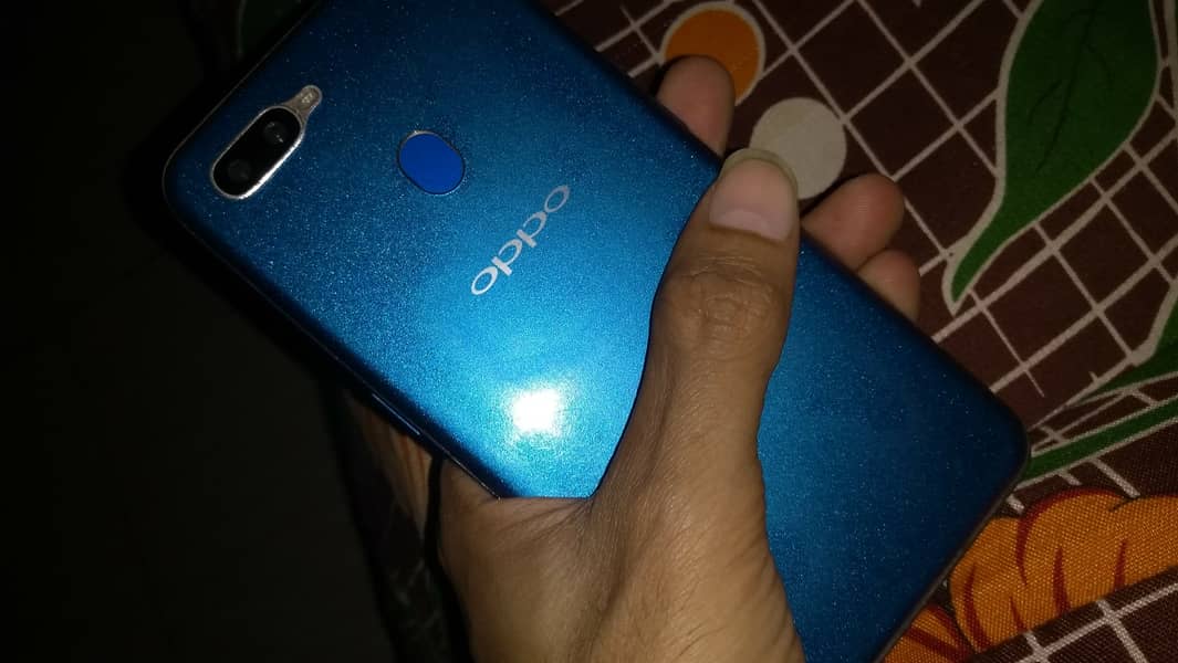 Oppo a5s 3 32 3