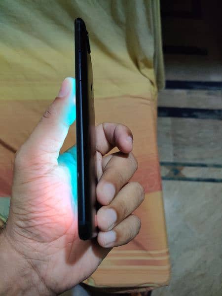 OnePlus 5T black 6/64 scratchless urgent sale need money 5