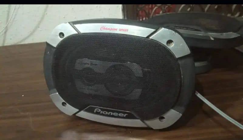 Champ series pioneer speakers 1