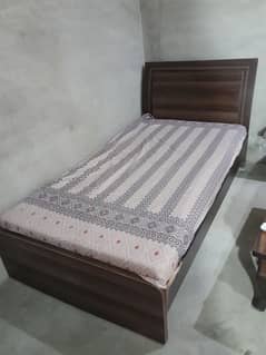 A single bed set is up for sell