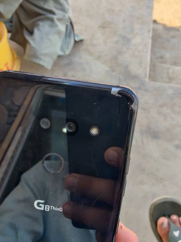 LG G8 thinq 6/128 non PTA approved ho saktaa he 2