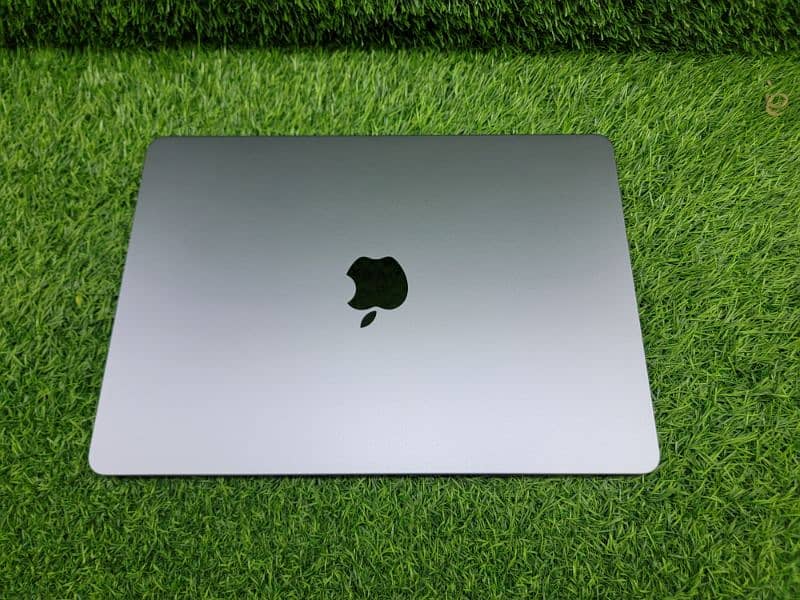 55 piece Apple MacBook Pro air 0