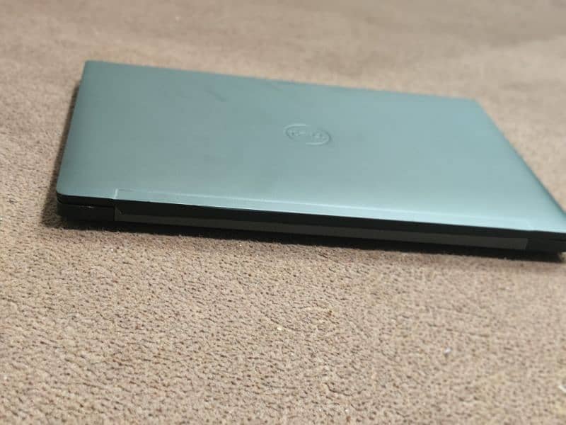 Dell latitude 7390 i7 8 generation 7