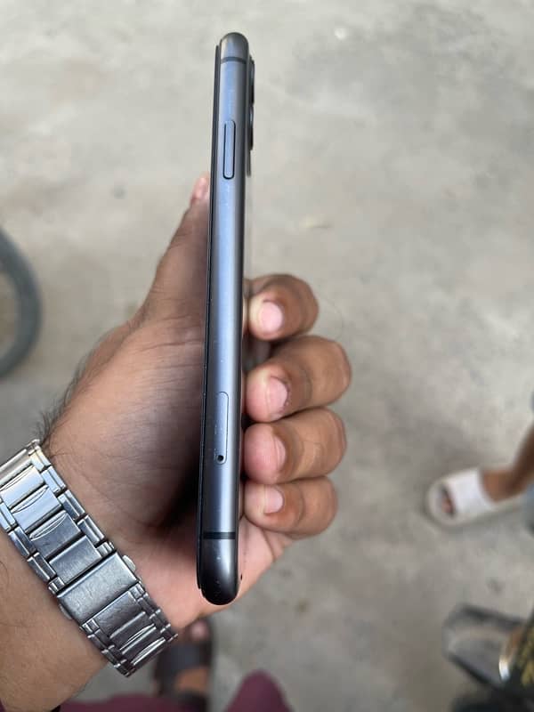 iphone 11 non pta factory unlock 128 gb storage 0