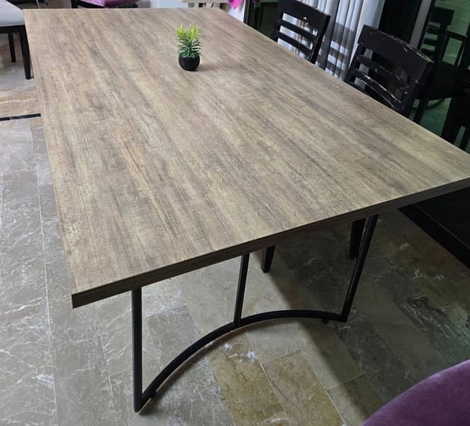 Mint Condition Dining Table 2