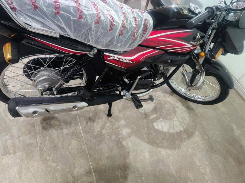 honda pridor 100cc 2021 black 0