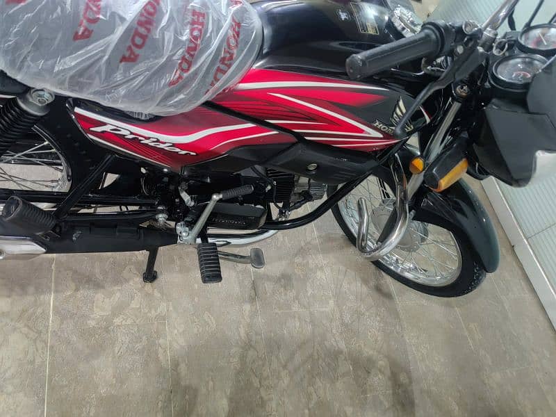 honda pridor 100cc 2021 black 1