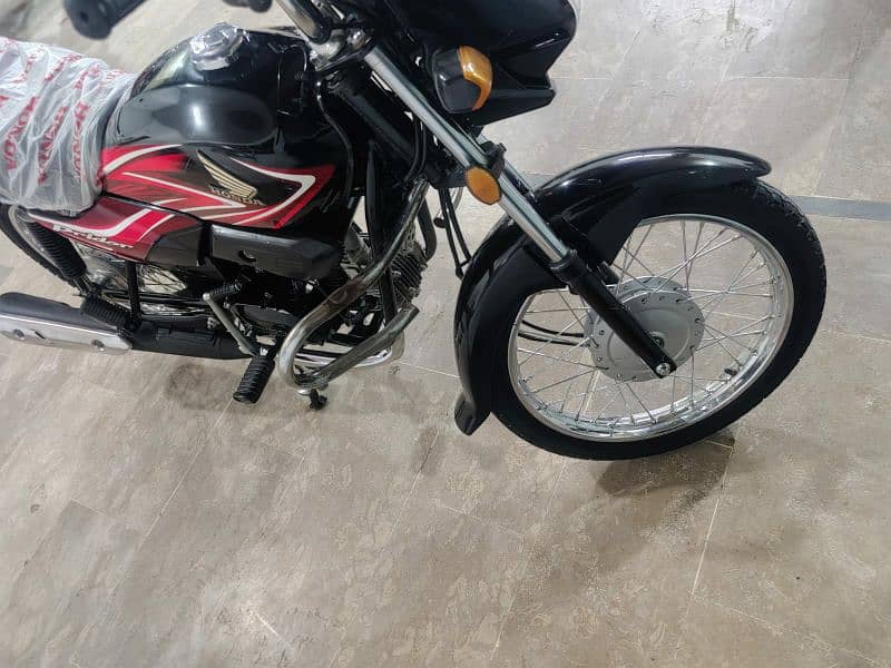 honda pridor 100cc 2021 black 2