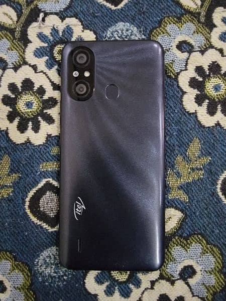 Itel A49 2gb/32gb 4000Mah Battery 2