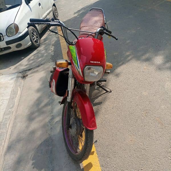 Honda Dream 70cc for sale in Lahore 1