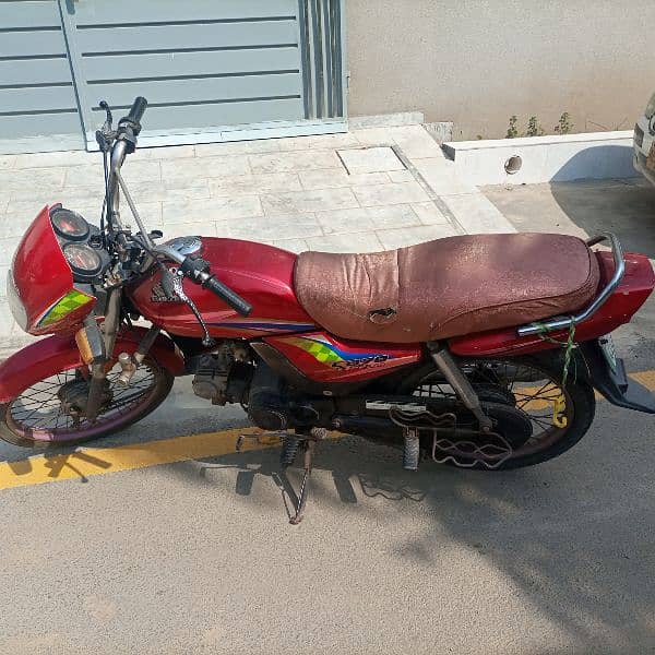 Honda Dream 70cc for sale in Lahore 3