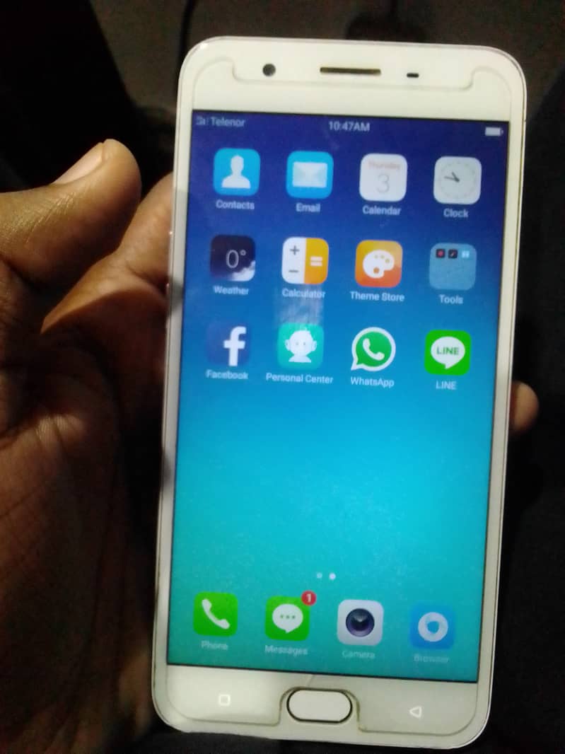 OPPO F1s 2