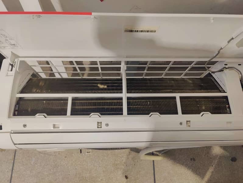 haier ac dc inverter all okay 4