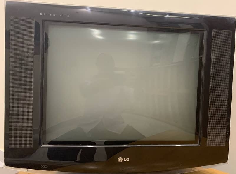 Sale of LG TV 21 “ 1