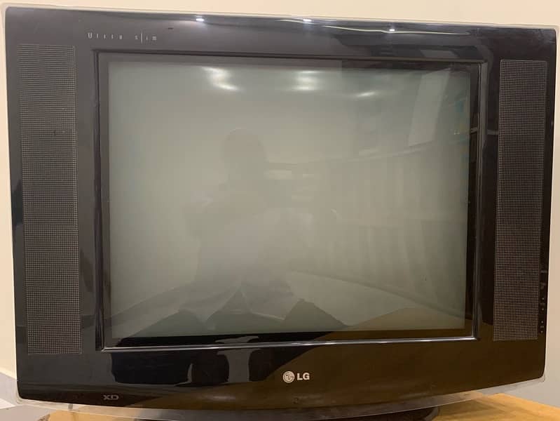 Sale of LG TV 21 “ 2