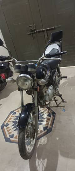 Suzuki GS 150 0