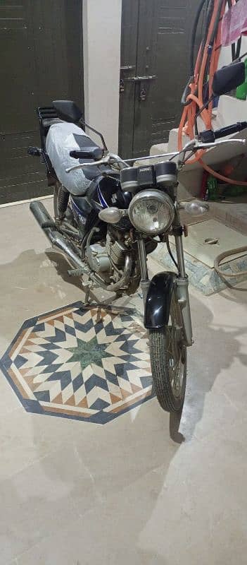 Suzuki GS 150 4