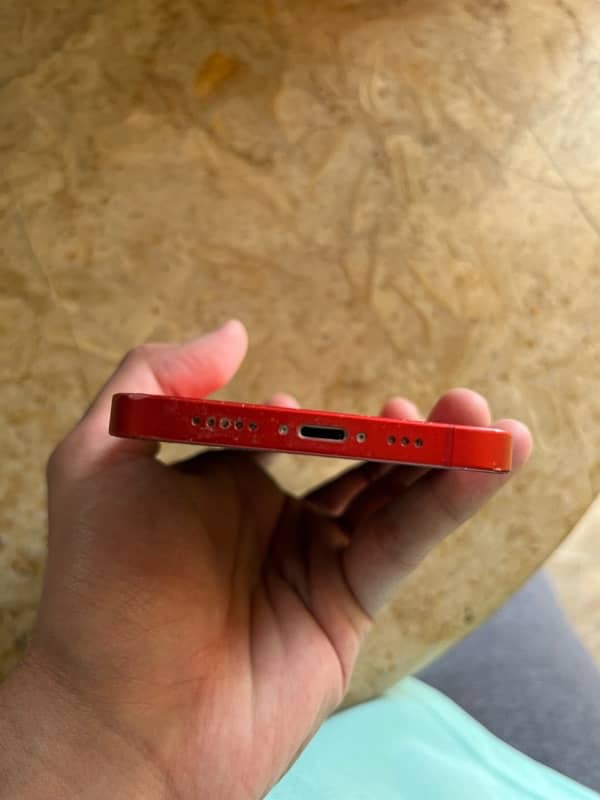 iPhone 12 64gb NON PTA(product red) 8