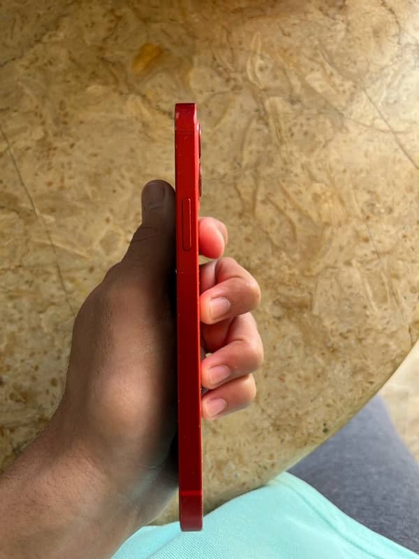 iPhone 12 64gb NON PTA(product red) 9