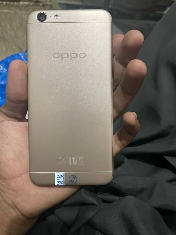 oppo a57. vivo y 27 0