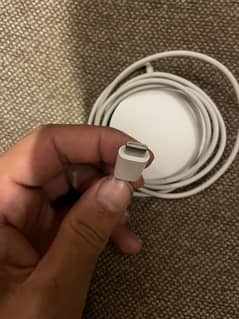 Apple Iphone 16 pro max ka 100% Original MagSafe hy 0