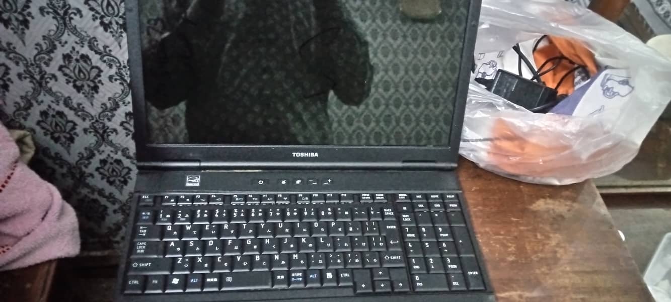 Toshiba laptop 4