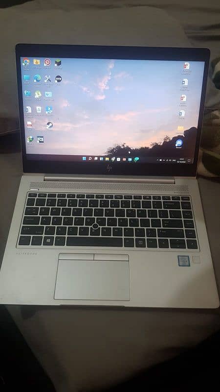 hp elitebook 840 g5 i5-8th gen 1