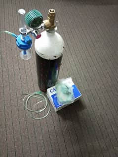 Oxygen cylinder